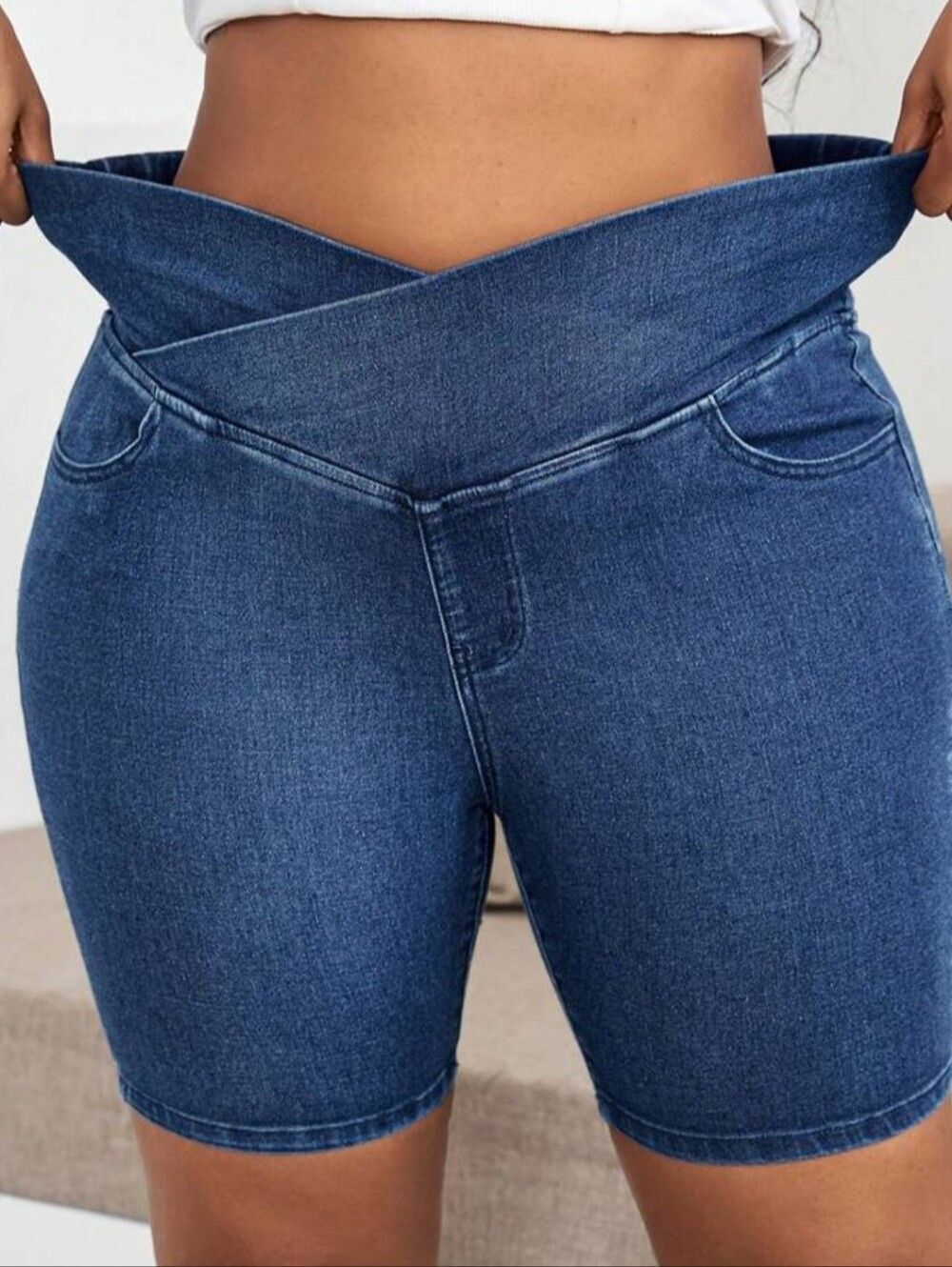SHEIN Curve 1X Stretch Jean Shorts 2493-